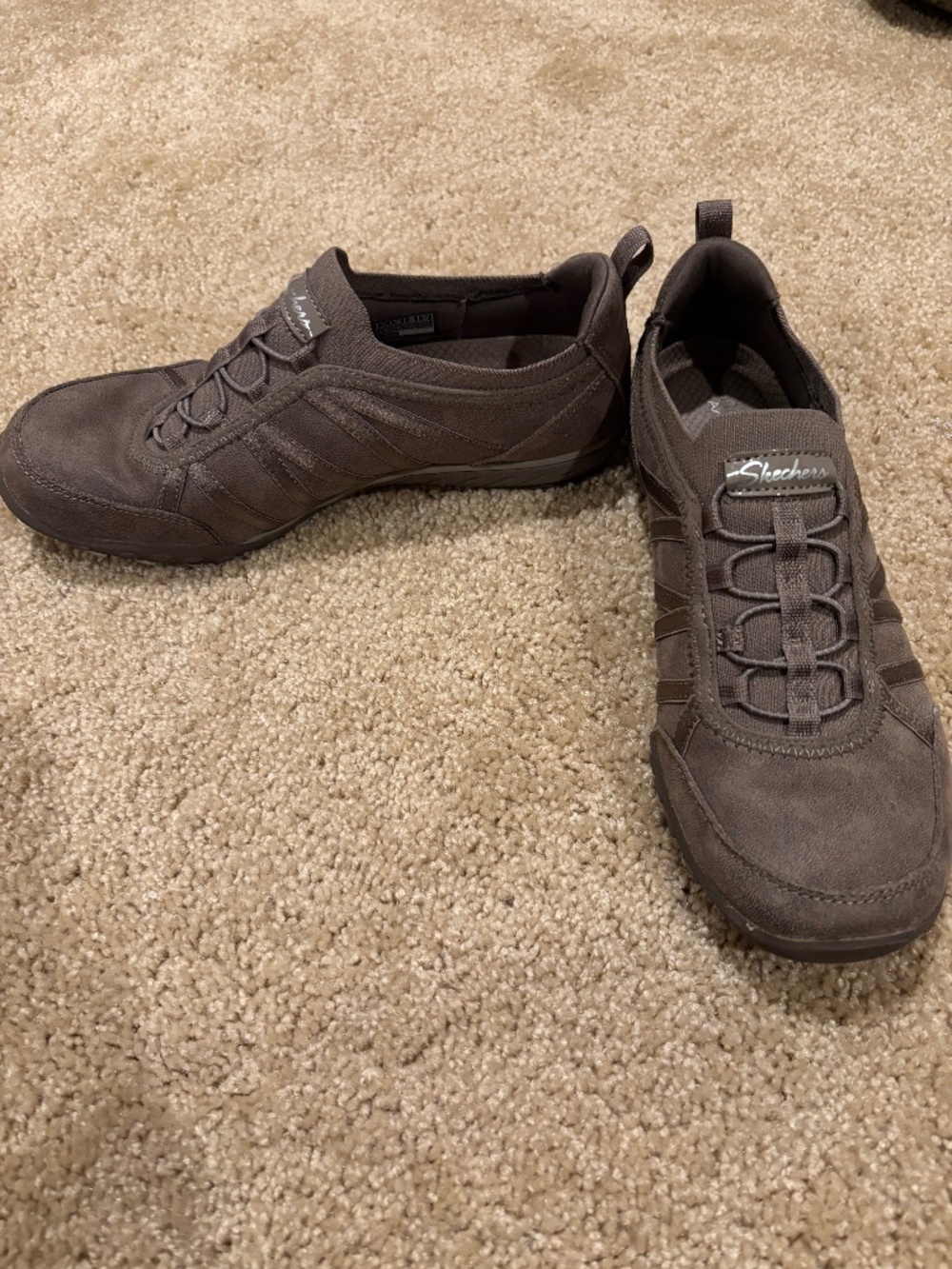 Skechers Breathe-Easy casual sneakers